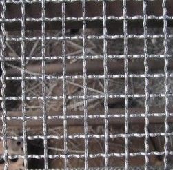 Dekorasi Lansekap Jaring Wire Woven Crimped Lebar 0,5m-2,5m Jenis tenun