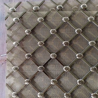 Polished Twill Weave Dekoratif Wire Mesh Grilles Ramah Lingkungan