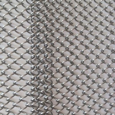 Dekorasi Interior 80% Open Area Metal Coil Drapery Dengan Panjang Disesuaikan Dan 9mm Wire Pitch Sertifikasi ISO9001