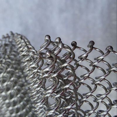 0.5-2mm Ketebalan Perunggu Metal Coil Drapery untuk Round Window Treatment Curtain