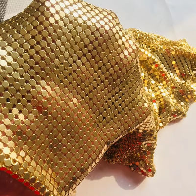 Tirai Kain Berkilau Metal Dekoratif Mesh Warna Lembut Perak Mewah Aluminium Fleksibel Metal Mesh