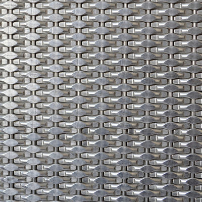 2-6mm Silver Metallic stainless steel Dekoratif Wire Mesh Grilles untuk Modern Cabinet Pintu