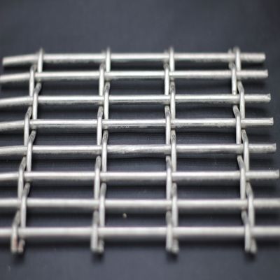 Weft Pitch 15mm Customisable Wire Mesh Grilles Dalam Warna Perak Emas Hitam