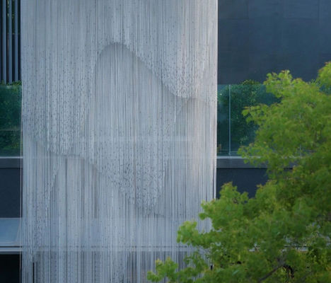 Flexible Aluminium Chain Fly Screen Cocok untuk gudang pabrik dan bangunan komersial yang menyediakan pengendalian serangga