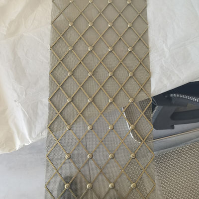 3.15mm Weft Diameter Dekoratif Wire Mesh dengan Perlakuan Permukaan Disesuaikan