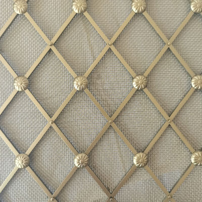 3.15mm Weft Diameter Dekoratif Wire Mesh dengan Perlakuan Permukaan Disesuaikan
