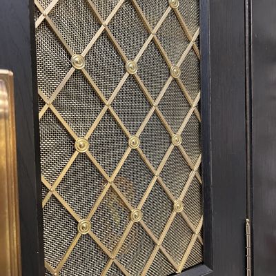 Area Bukaan 49% Baja tahan karat Woven Wire Mesh Grille Untuk Dekorasi Lemari