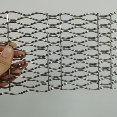Customization Residential Dekoratif Woven Wire Mesh 18mm Weft Pitch