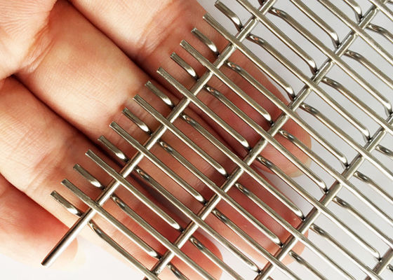 SS Polos Woven Metal Dekoratif Partitionl Screen Untuk Arsitektur Woven Wire Mesh