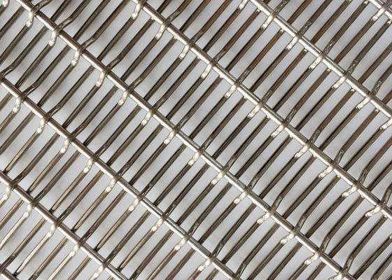 SS Polos Woven Metal Dekoratif Partitionl Screen Untuk Arsitektur Woven Wire Mesh