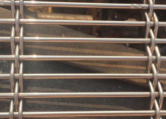 Pembagi Layar Arsitektur Woven Wire Mesh Barrette Weave PVD Coating