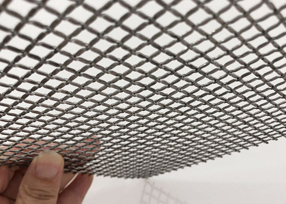 Warna Alami 2.5mm Timbul Kunci Crimp Wire Mesh Metal Screen Untuk Pintu Kabinet