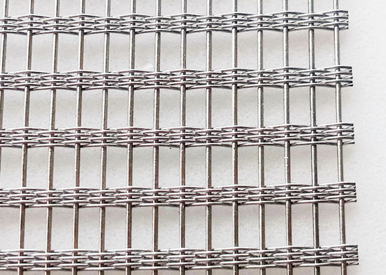 Layar Stainless Steel 250cm Bukan Kaca Rapuh Dengan Wire Mesh Di Dalam Kesenjangan 41,4%