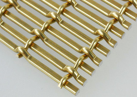 Warna Emas Anodizing Dekoratif Woven Wire Mesh Aluminium Untuk Plafon
