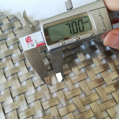 fasad arsitektur partisi peneduh jaring kawat baja galvanis dan aplikasi dekoratif interior